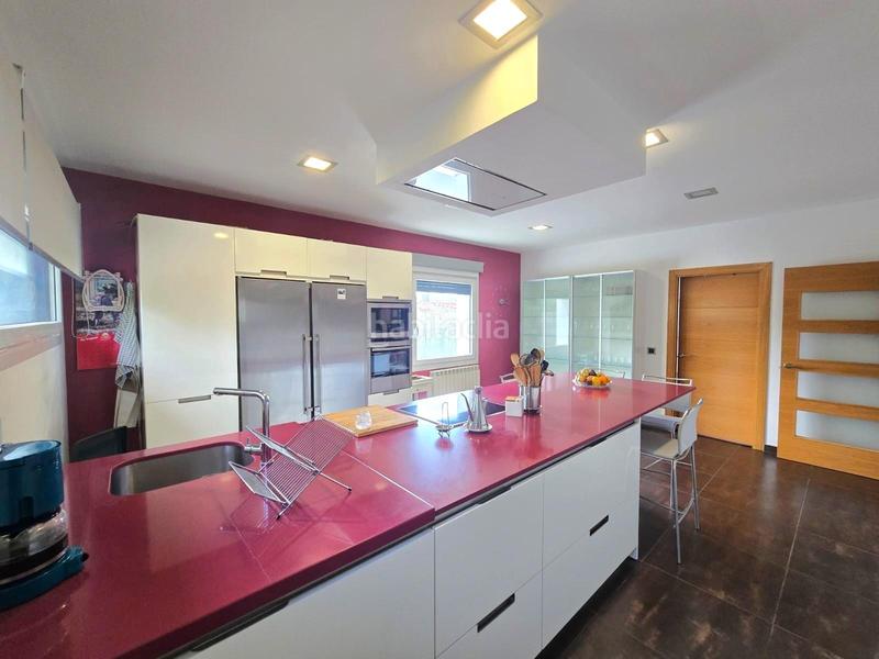 Foto e2b5c663-7eb2-4743-abfe-d24e291ab333. Casa con riscaldamento parcheggio in Zona Norte - Hospital - Urbanizaciones Plasencia