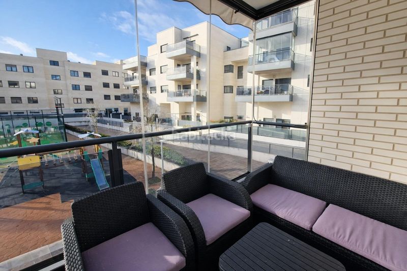 Foto d884ac40-9254-4e30-8769-93b19cf02123. Flat with heating parking pool in Centro Cáceres
