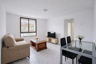 Location Appartement  Calle calle inés de suárez. Piso reformado listo para entrar  3 habitaciones  zona parque de