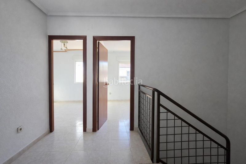 Foto f25d3702-717f-4241-a849-c6bec636cdd0. Casa amb aparcament a Malpartida de Plasencia