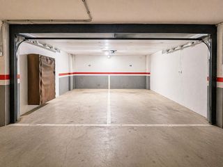 Aparcament cotxe  Calle calle san antón. Garaje cerrado en venta en el pilar, plasencia.