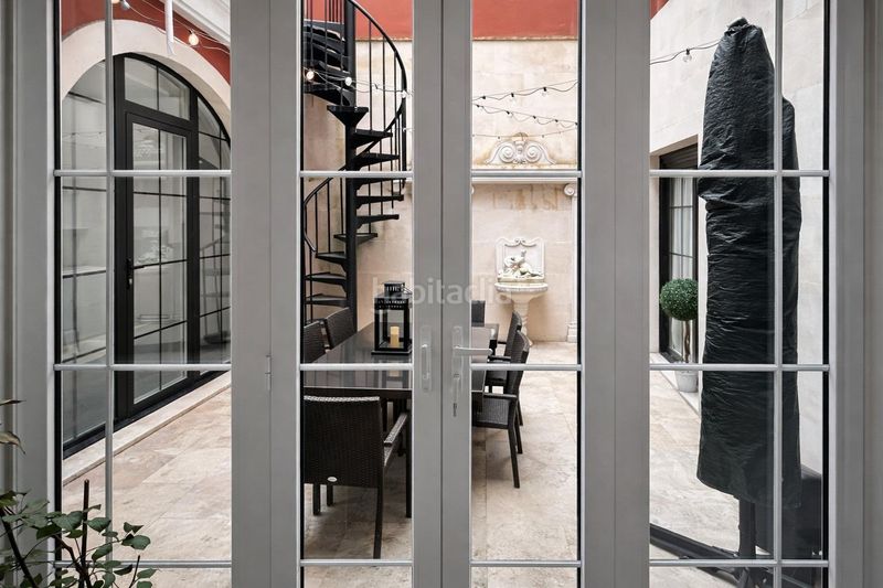 Foto 3c6bfe08-88b0-4aa3-be86-d5e5d2cc5f3e. Pis amb calefacció aparcament a Casco Antiguo León