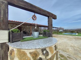Masia  Calle calle habazas. Finca rústica en venta con vivienda, piscina y almendros