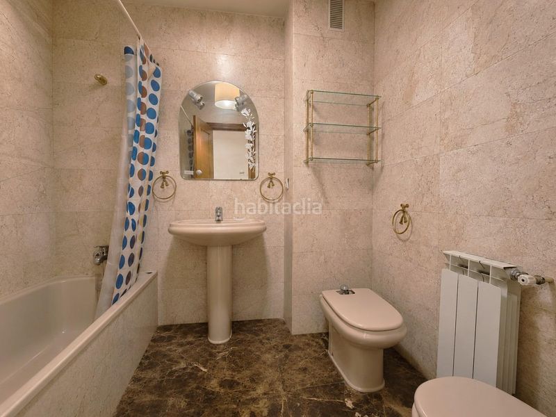 Foto f80f678b-8446-4ce6-bf17-1f4326553eb7. Pis amb calefacció aparcament a Miralvalle - Av. Virgen del Puerto - La Data Plasencia