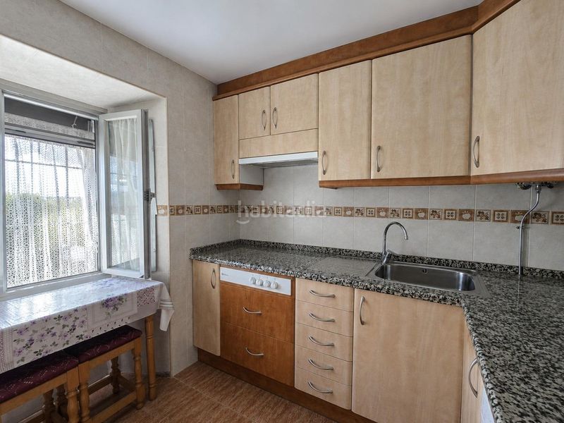 Foto 2ad2f47a-9602-4a97-b5db-dacda3df6d8d. Casa amb calefacció a Casas de Millán