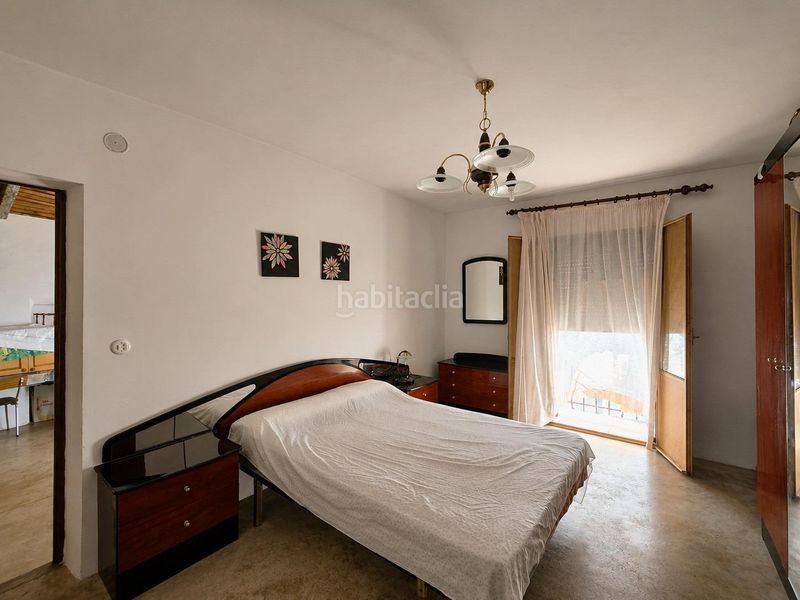 Foto 4e96c4a4-7bff-420a-8dc2-548f524162bb. Casa amb calefacció a Casas de Millán