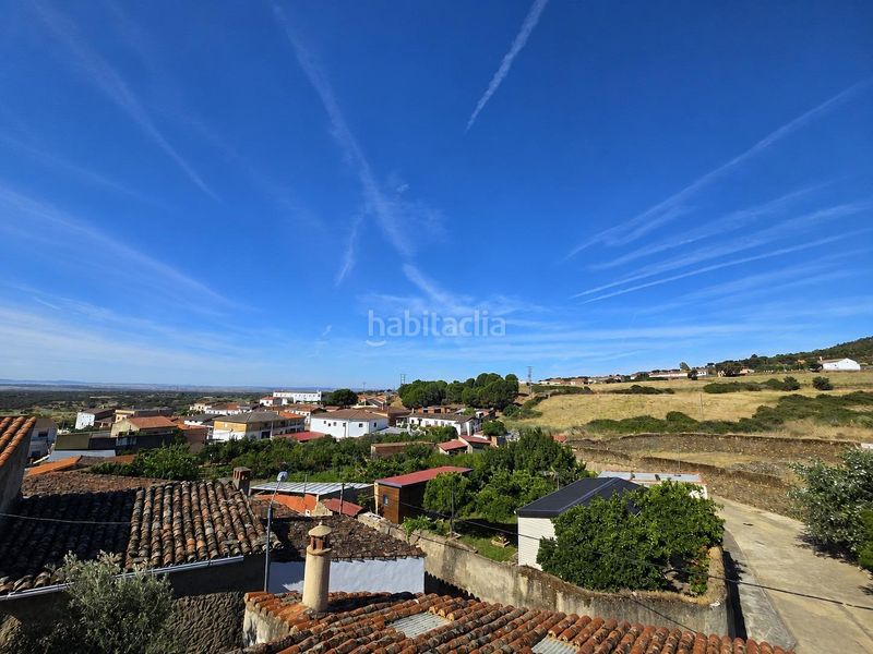 Foto 87018b87-055a-4061-b197-009d6ea65796. Casa amb calefacció a Casas de Millán