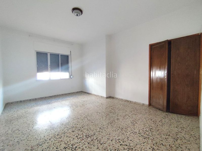 Foto a51fd05d-ab92-4cc3-a745-8a4a64038b9e. Casa amb calefacció aparcament a Serradilla