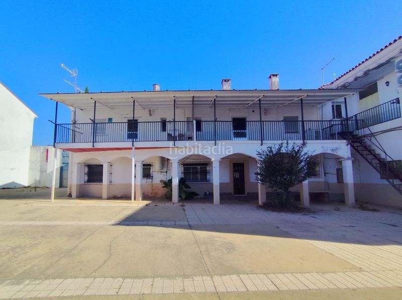 Foto d4efd0c8-9b05-4c1d-a8a6-1c8316d5f2d8. Casa amb calefacció aparcament a Serradilla