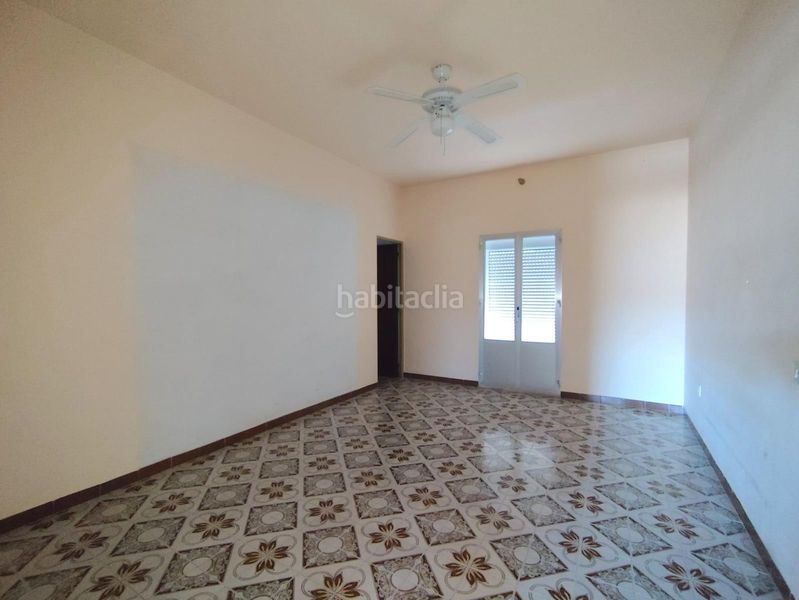 Foto f9c256cf-15e2-4c27-9423-1dd7f6dd9c24. Casa amb calefacció aparcament a Serradilla