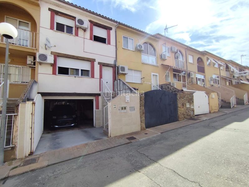 Foto 654a4bd3-3489-4ccf-839e-6245d4231bdc. Semi detached house with heating parking in Zona Norte - Hospital - Urbanizaciones Plasencia