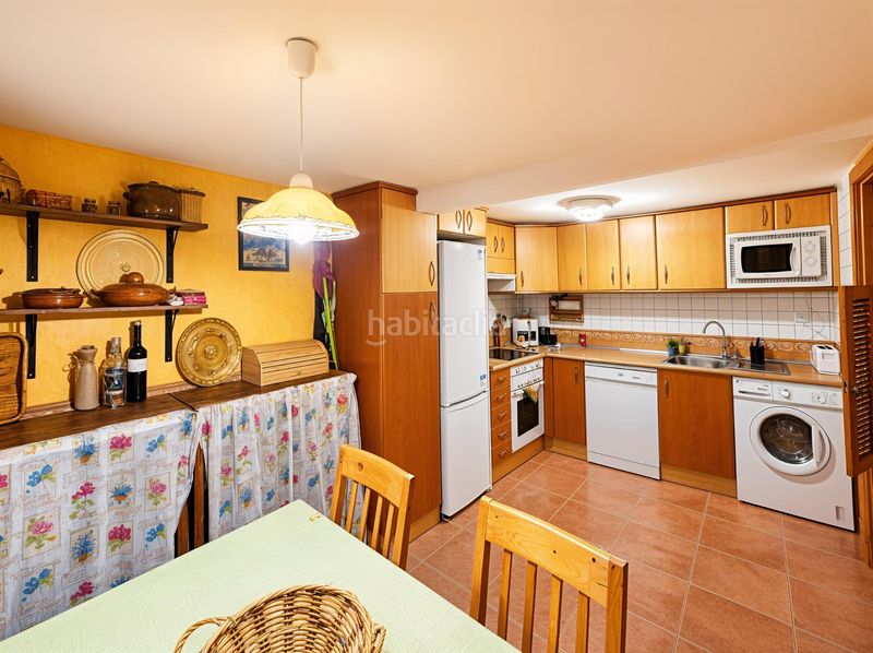Foto 79757a60-5609-45f6-bc13-6c40bacf0584. Casa amb calefacció a Jarandilla de la Vera