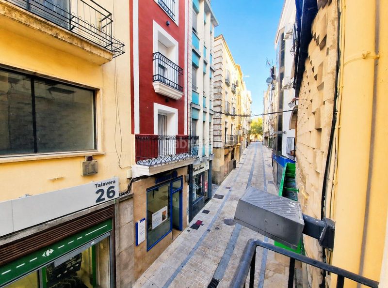 Foto fb57c0da-784b-4118-8940-e0feac2206d5. Edifici a Centro Ciudad Plasencia