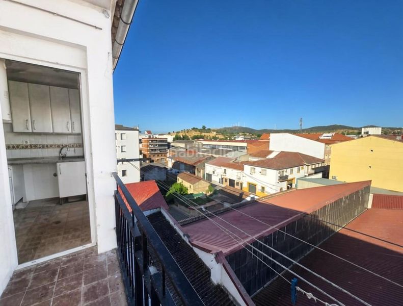 Foto abe107e1-081f-4811-b764-7ecf27226d80. Pis a Zona Sur - Av. De España - San Miguel Plasencia