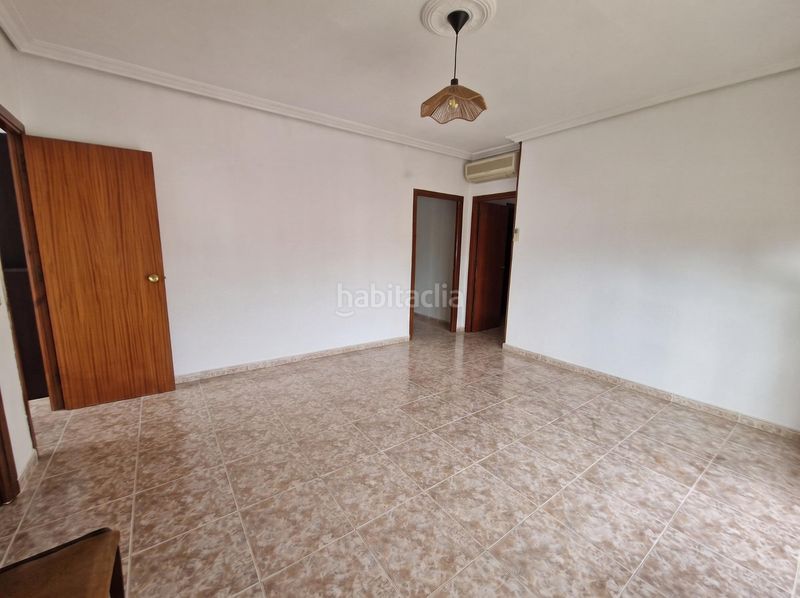 Foto 27bab5e9-437e-4d94-9846-343a53a70c46. Location appartement avec chauffage dans Miralvalle - Av. Virgen del Puerto - La Data Plasencia