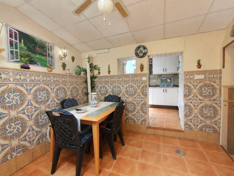 Foto f6428e92-5e20-497a-a105-1c31b7e9365e. Casa amb calefacció a Serradilla