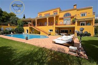 Xalet a El Paraíso. Espectacular villa andaluza de lujo, marbella