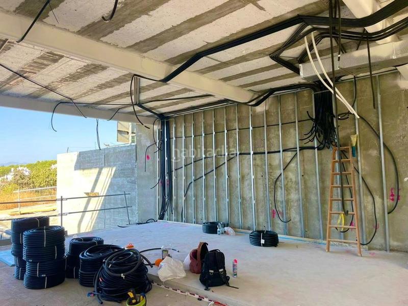 Foto 4d93b6cc-ecc4-4b85-9558-759b5f845e06. Chalet con riscaldamento parcheggio piscina in Valdeolletas - Las Cancelas - Xarblanca Marbella