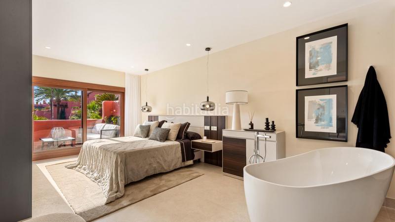 Foto 40e65c15-0a08-4449-8dc3-f81fdf445b8b. Apartament amb aparcament piscina a Guadalmansa Estepona