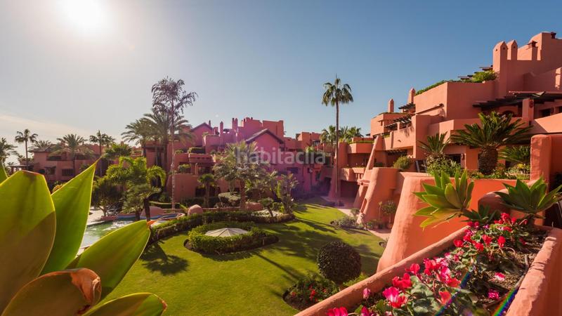 Foto b6ac6fdc-3d52-4cf4-8d17-e077d77d64fa. Apartament amb aparcament piscina a Guadalmansa Estepona