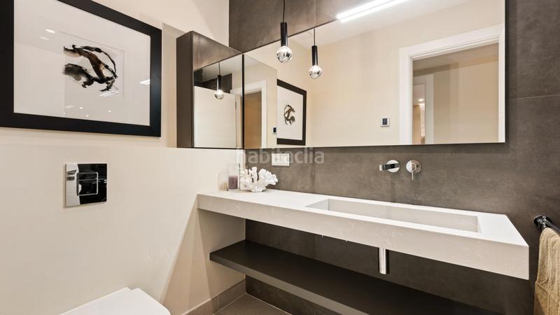 Foto f2a2d727-b321-406d-b770-baaa994e8db6. Apartament amb aparcament piscina a Guadalmansa Estepona
