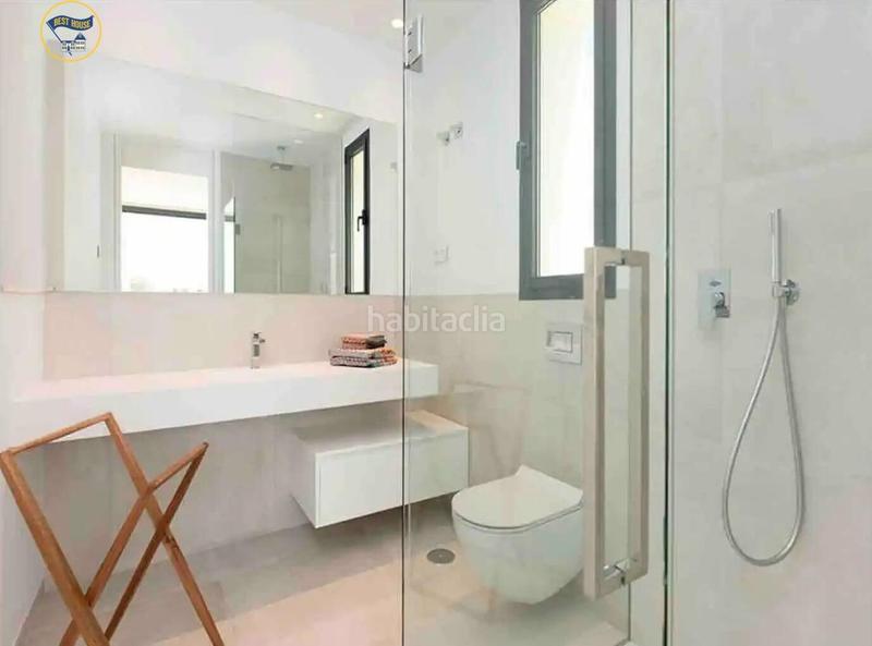 Foto 6a655553-795e-4e0b-8936-cf044983b859. Rent chalet with heating parking pool in Paraiso - Barronal Estepona