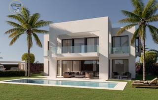 Chalet  Calle calle el burgo. Espectacular villa de lujo a estrenar en el campanario golf,este