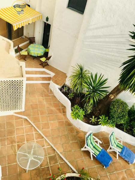 Foto 58d6259f-232a-4ecb-ab06-e38bda6c0757. Piano terra con piscina in lomas de Marbella club Marbella