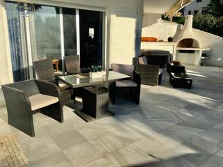 Maison jumelée  Calle sierra bermeja. Venta de adosado en prestigiosa urbanización en la milla de oro,