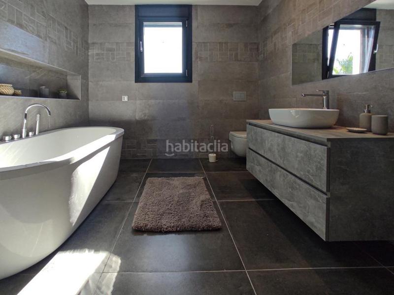 Foto 75d6b4bd-6004-463d-bb49-5078b8b49bfa. Affitto chalet con riscaldamento parcheggio piscina in Marbella