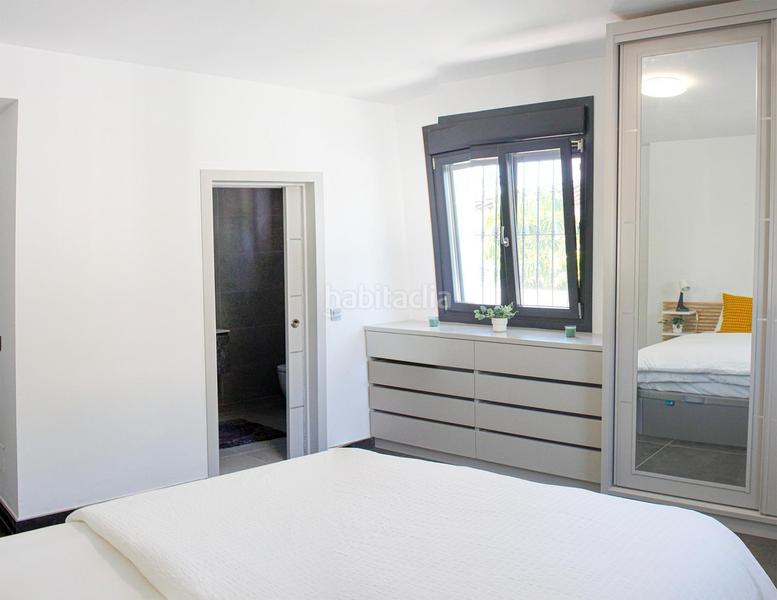 Foto 064b25ae-0ef1-4492-b44e-fb01a5c04ff6. Rent chalet with heating parking pool in Las Brisas Marbella