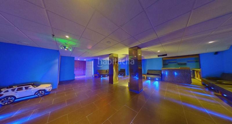 Foto edffd185-82a9-4da0-902f-70e7b83dff62. Rent chalet with heating parking pool in Las Brisas Marbella