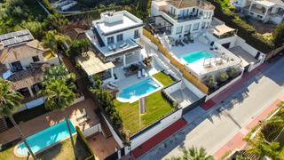 Xalet  Avenida generalife-nva andaluci d. Un oasis de lujo en el corazn de las brisas, marbella