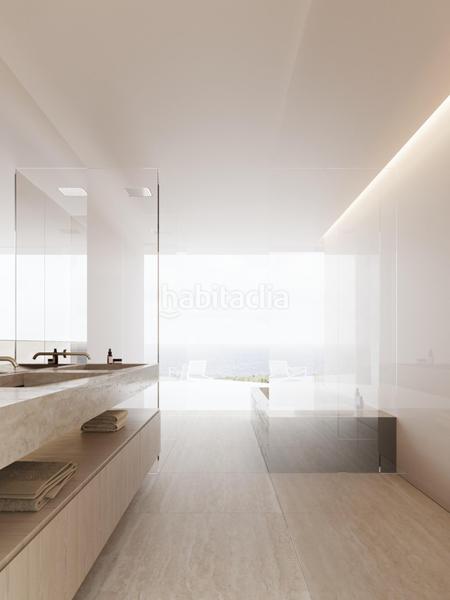 Foto 41e3c0a7-1a2f-4a54-a18f-8e7b96f593db. Xalet amb piscina a Sotogrande alto Sotogrande