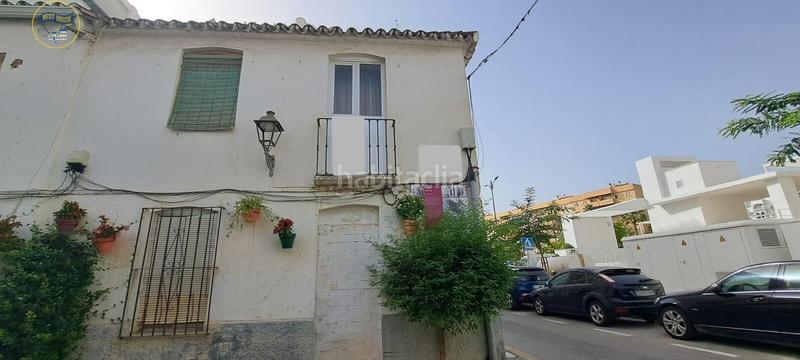 Foto d0c85e4d-5f5a-439d-b901-303c32c0cb78. Edifici a Centro Estepona