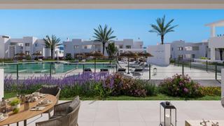 Planta baja  Calle calle josefina samper. Fabuloso piso de obra nueva junto a la playa en estepona