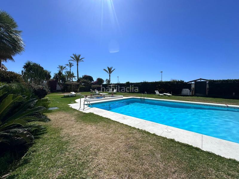 Foto 210fd455-a450-42ba-9592-ca4751d43064. Pis amb calefacció aparcament piscina a Puerto Banús Marbella
