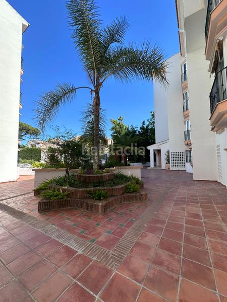 Foto 3c07c7aa-a922-458a-9acd-abd680c6c356. Pis amb calefacció aparcament piscina a Puerto Banús Marbella