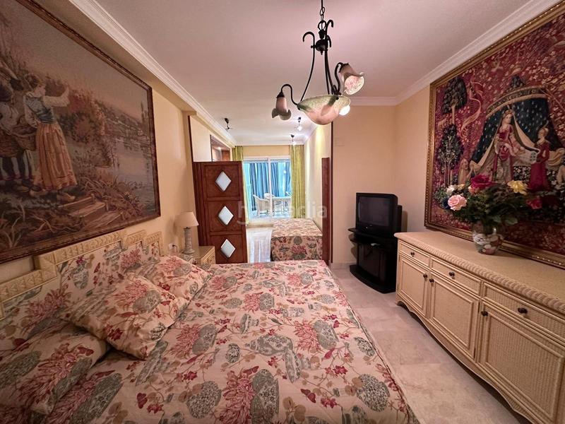 Foto 44582fc6-3046-431e-8c97-5c3725c3b97c. Pis amb calefacció aparcament piscina a Puerto Banús Marbella