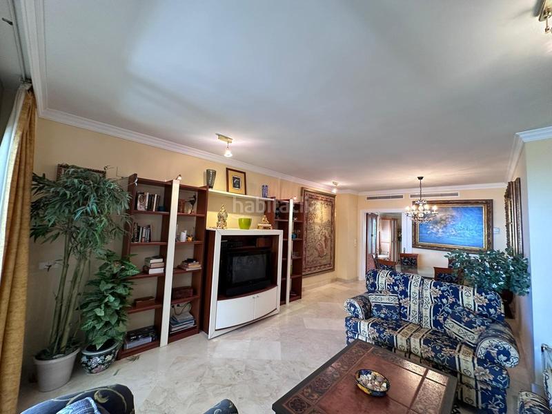 Foto 648c4cec-9556-41a6-9706-7bb82afd3ef4. Pis amb calefacció aparcament piscina a Puerto Banús Marbella