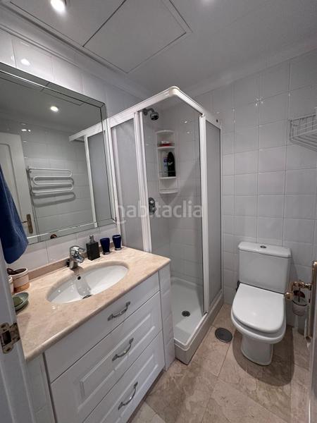 Foto b17833f8-b372-4885-9bab-c3c052e58b07. Pis amb calefacció aparcament piscina a Puerto Banús Marbella