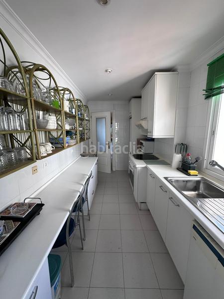 Foto e31bdabc-4083-4820-a24c-4a337c6e731d. Pis amb calefacció aparcament piscina a Puerto Banús Marbella