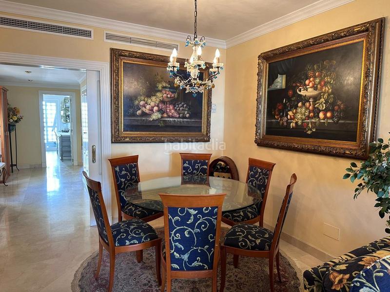 Foto f12f2962-99c9-4427-8ab1-9184f7a957a2. Pis amb calefacció aparcament piscina a Puerto Banús Marbella