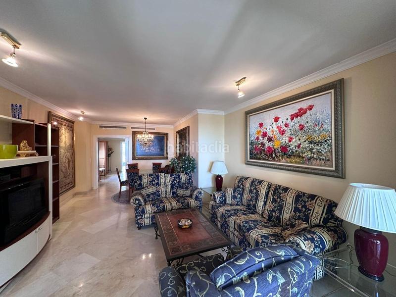 Foto fe3cc54a-ad5a-4231-86ba-10229e201b2c. Pis amb calefacció aparcament piscina a Puerto Banús Marbella