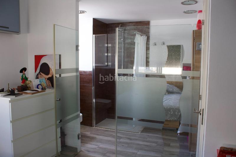 Foto b84de840-20cb-43c0-97ce-e3342aaed474. Casa a Parque Ayala - Jardín de la Abadía - Huelín Málaga