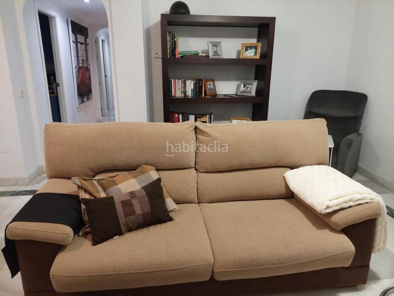 Foto 2e132c59-4a4f-400a-a7b8-820548f0bd5b. Alquiler piso exclusivo piso con terraza, piscina y garaje incluido en Marbella