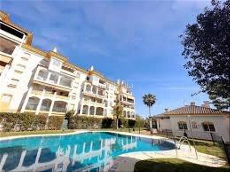 Foto 46f5af9b-f10c-4add-88c3-8dafaf1b8a41. Alquiler piso exclusivo piso con terraza, piscina y garaje incluido en Marbella