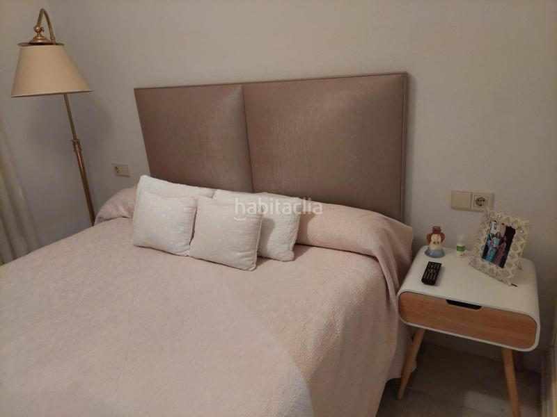 Foto 86dd87fb-f5e9-4550-a50d-69a707723f5f. Alquiler piso exclusivo piso con terraza, piscina y garaje incluido en Marbella