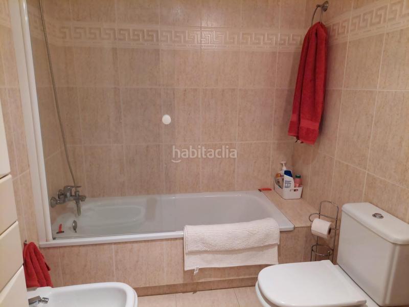 Foto cfa1b710-7024-4512-9155-89d0c2d1b645. Alquiler piso exclusivo piso con terraza, piscina y garaje incluido en Marbella