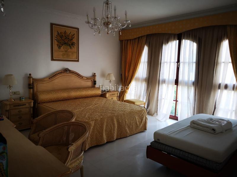 Foto 2b82d6b3-8b7a-4822-b442-8b29947e5ec5. Chalet avec chauffage parking piscine dans La Carolina - Guadalpín Marbella